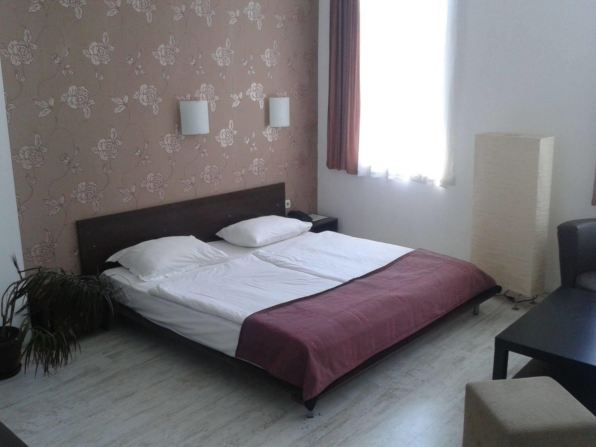 Hotel Scotty's Boutique 3*